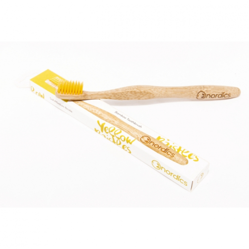 Periuță de dinți din bambus pentru adulți // galbenă, Nordics Periuță de dinți din bambus pentru adulți // galbenă, Nordics